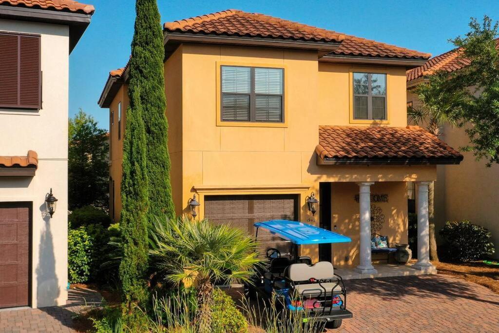 Large 4 Bedroom With Bunk Room And 2 Golf Carts! Destin Exterior photo